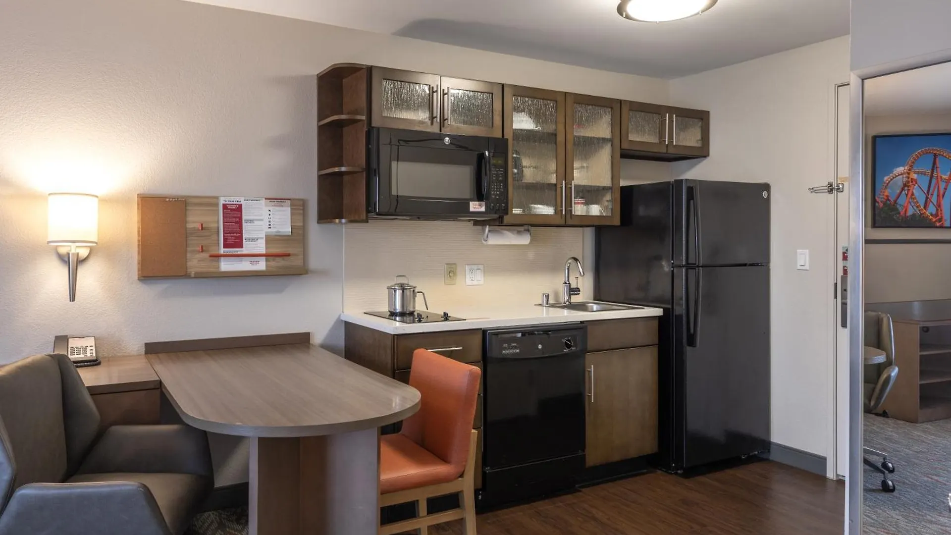 Candlewood Suites Anaheim - Resort Area By Ihg 3*,