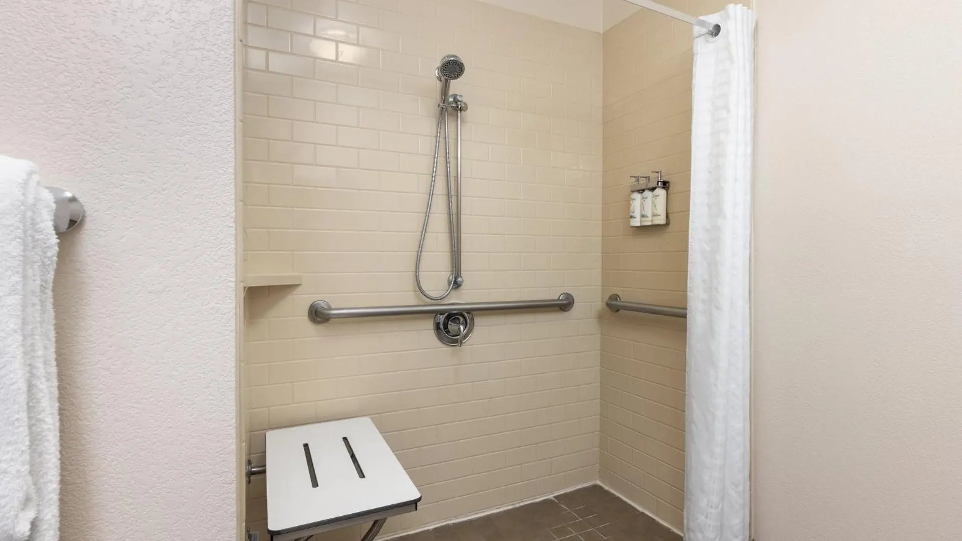 Candlewood Suites Anaheim - Resort Area By Ihg