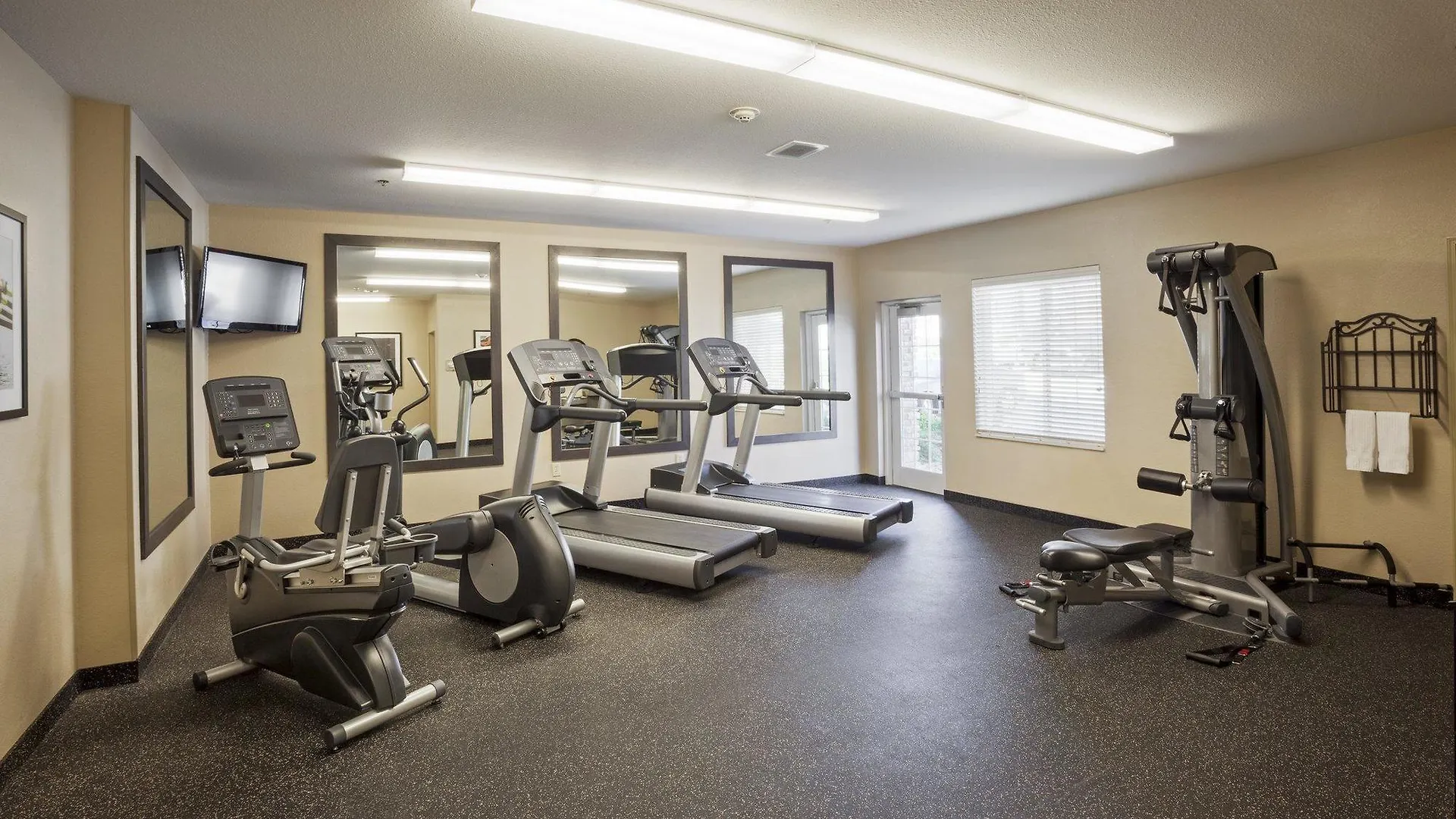 Candlewood Suites Anaheim - Resort Area By Ihg 3*,
